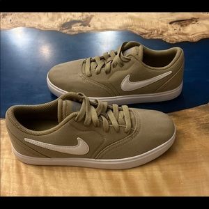 Nike SB Footwear